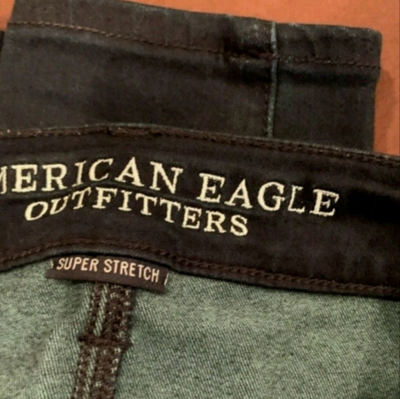 American Eagle Jean - Picture 3 of 3